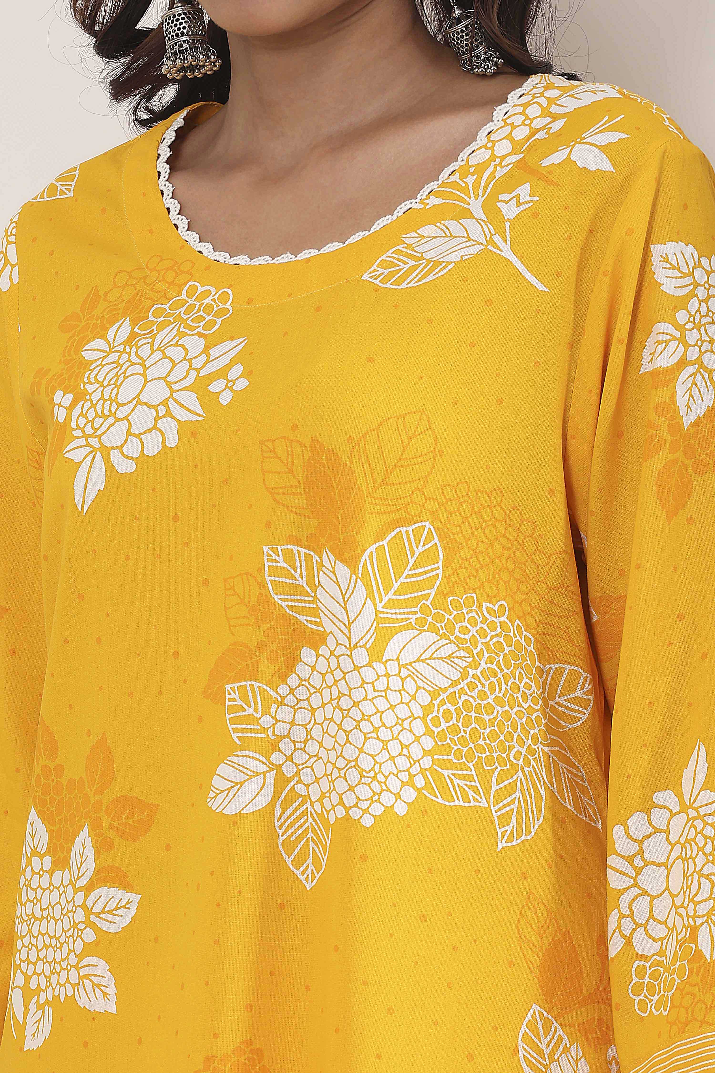 Coral Floral Printed Straight Suit Set image number 1