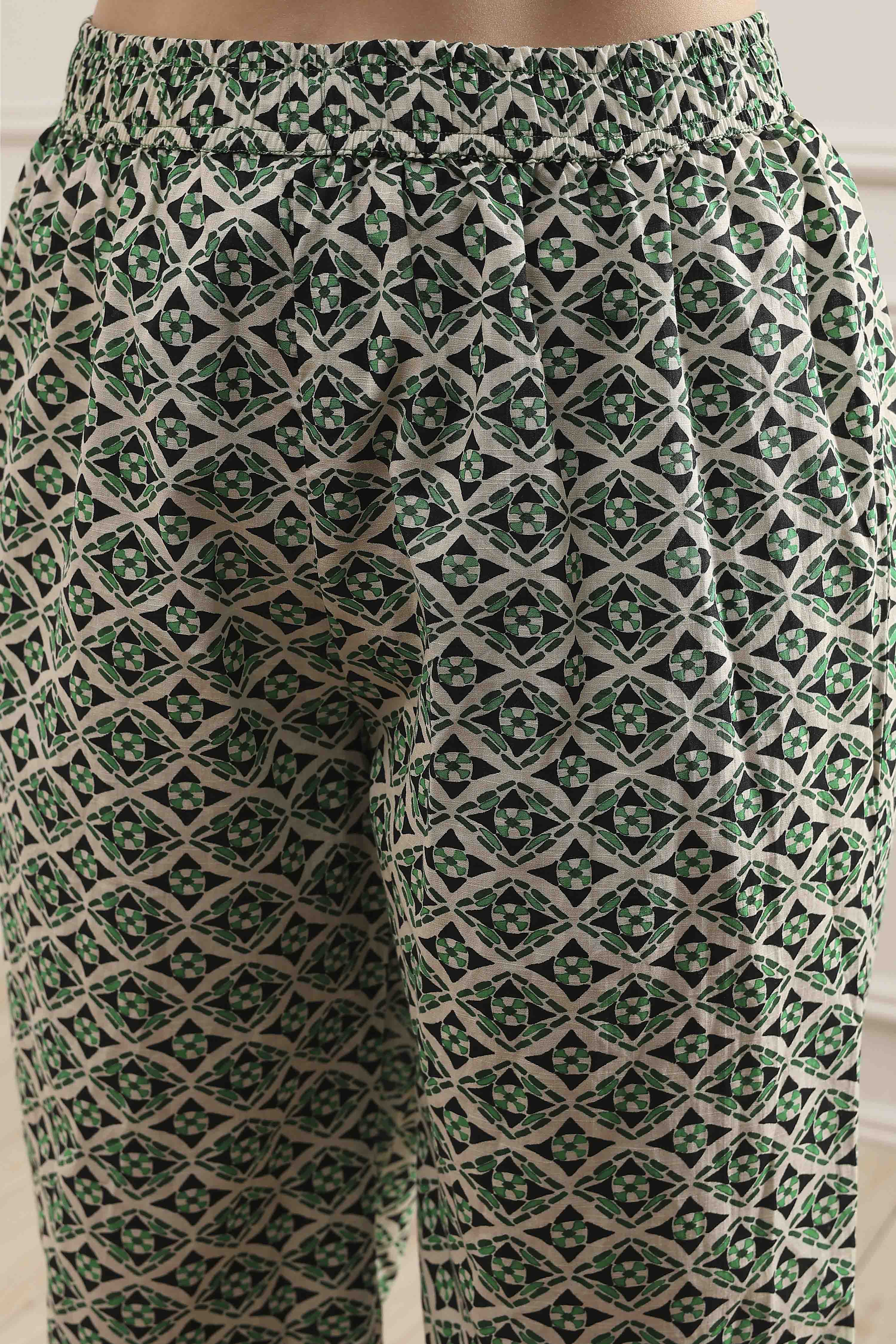 Green Cotton Printed Straight Kurta Palazzo Set image number 2