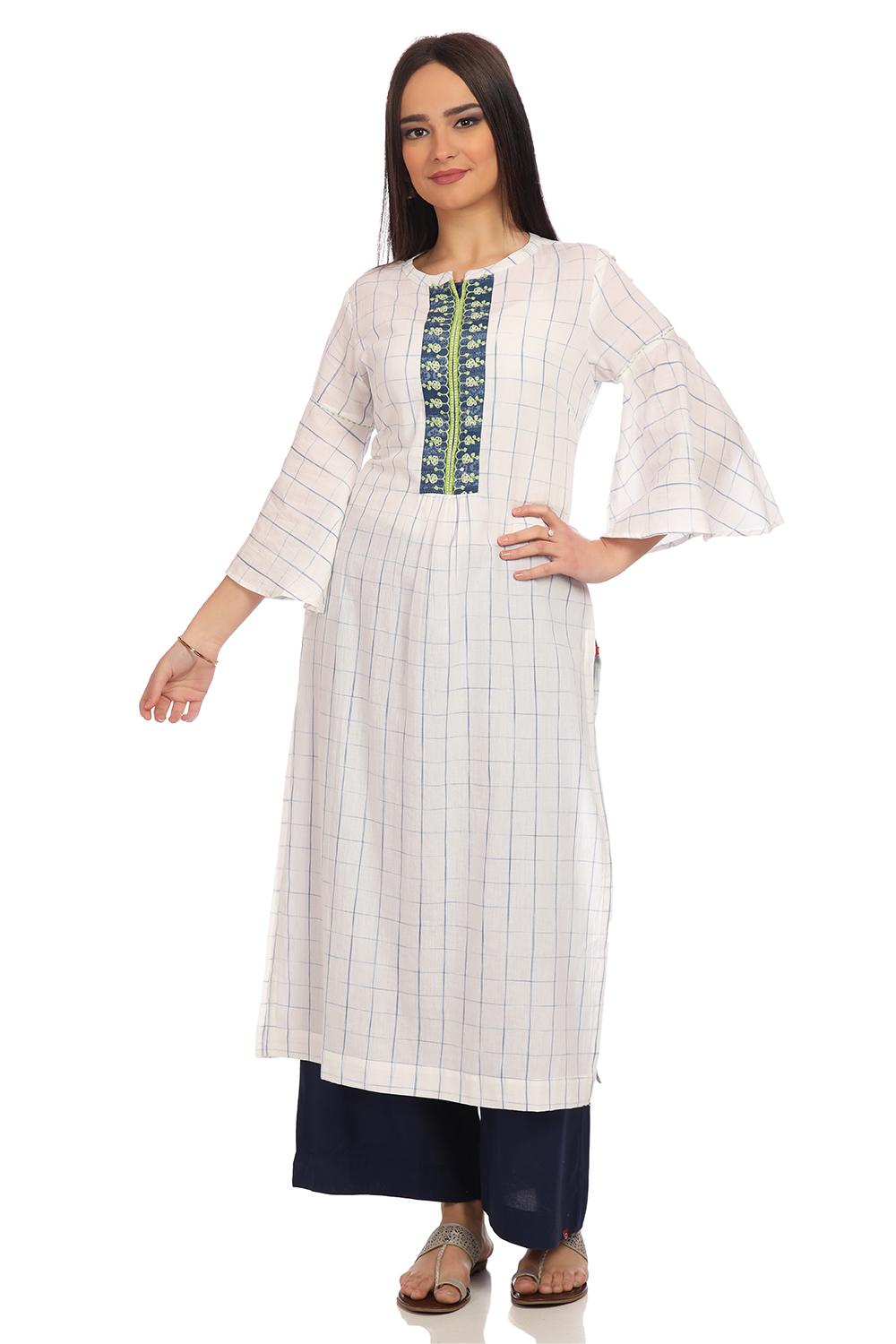 White Straight Cotton Yarndyed Kurta image number 0