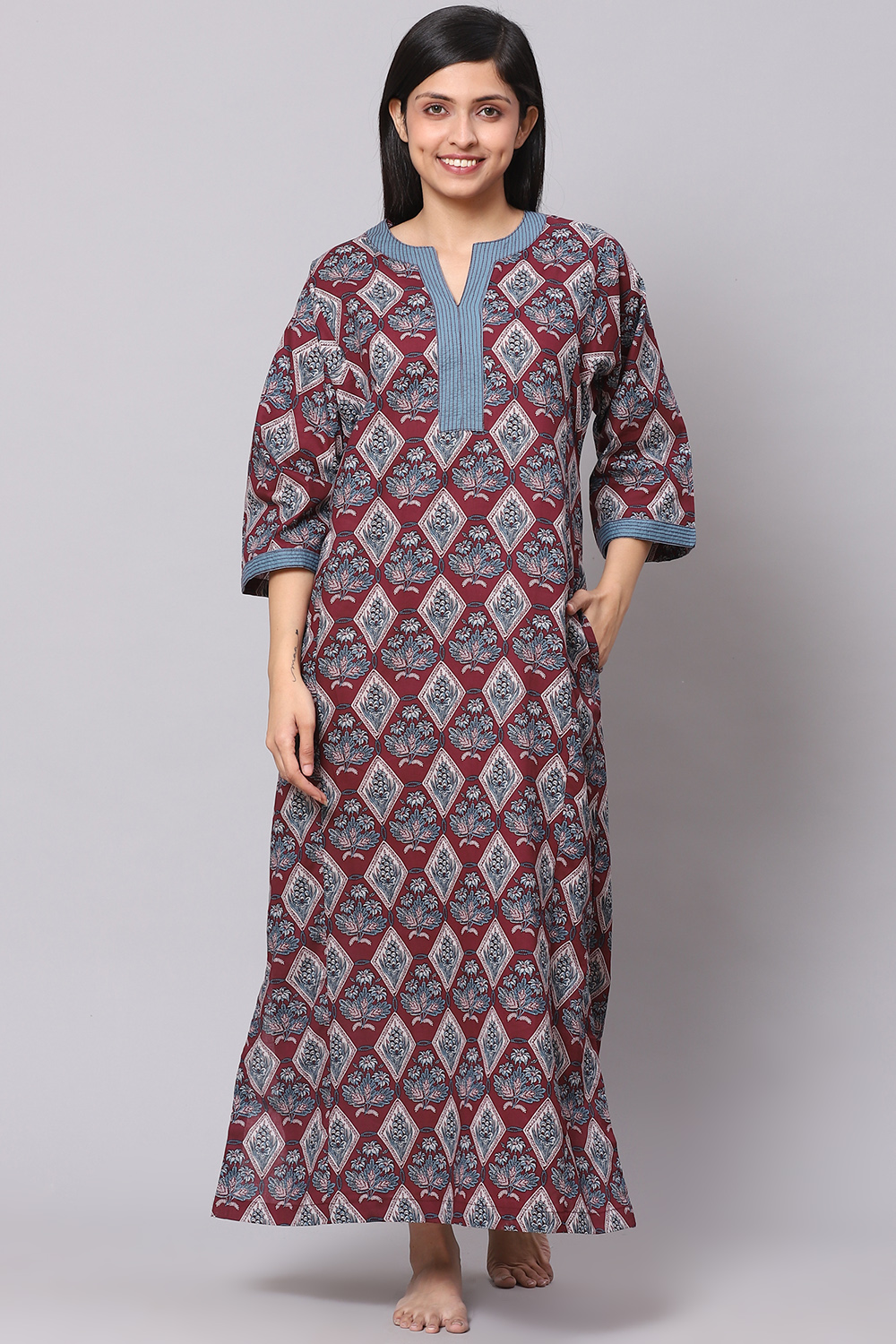 Wine Straight Art Silk Printed Sleepwear image number 5
