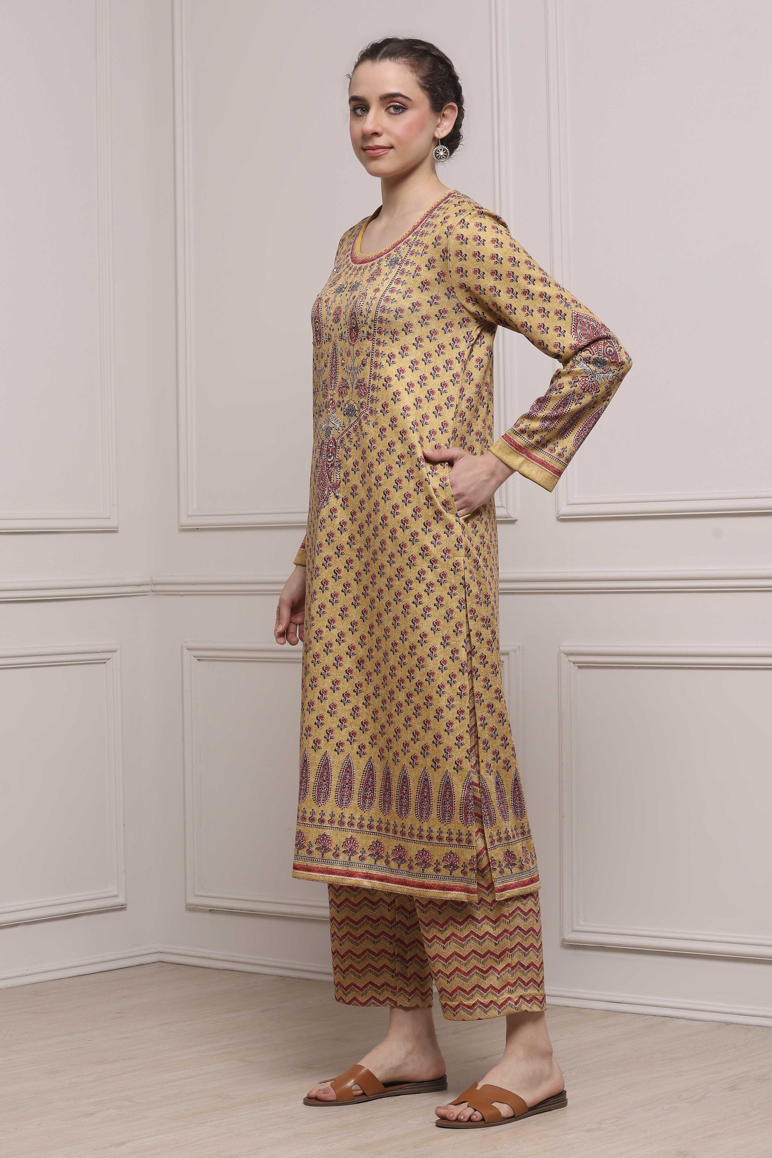 Mustard Blended Printed Straight Kurta Pants Set image number 3