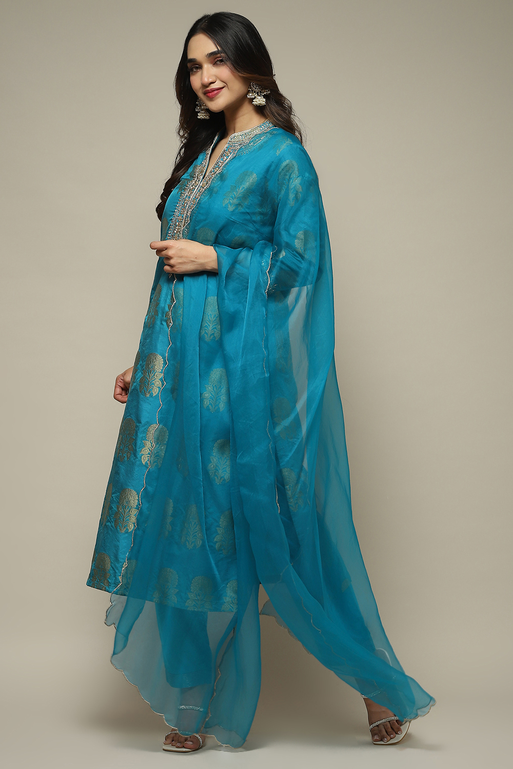 Blue Cotton Straight Kurta Pant Suit Set image number 4