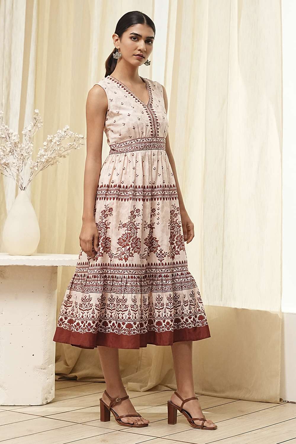 White and Rust Cotton Tiered Dress image number 4