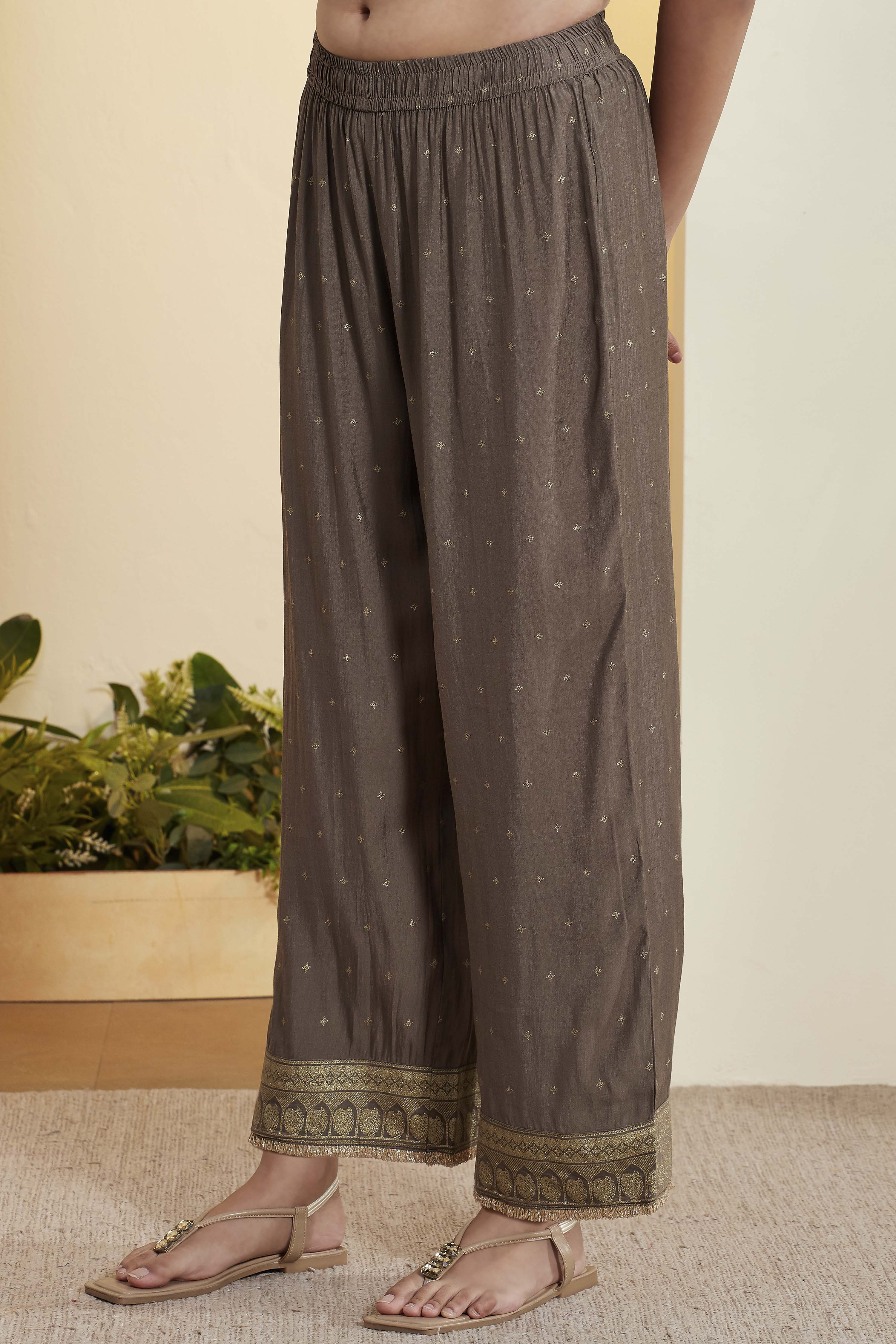 Grey Viscose Blend Printed Straight Palazzos image number 3
