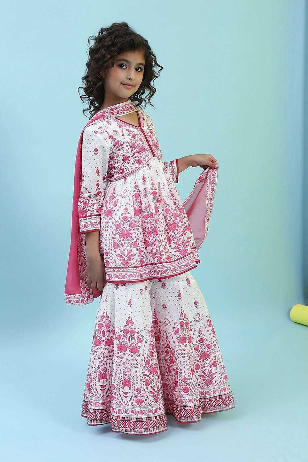 Off White/Pink Cotton A-Line Garara Set image number 5