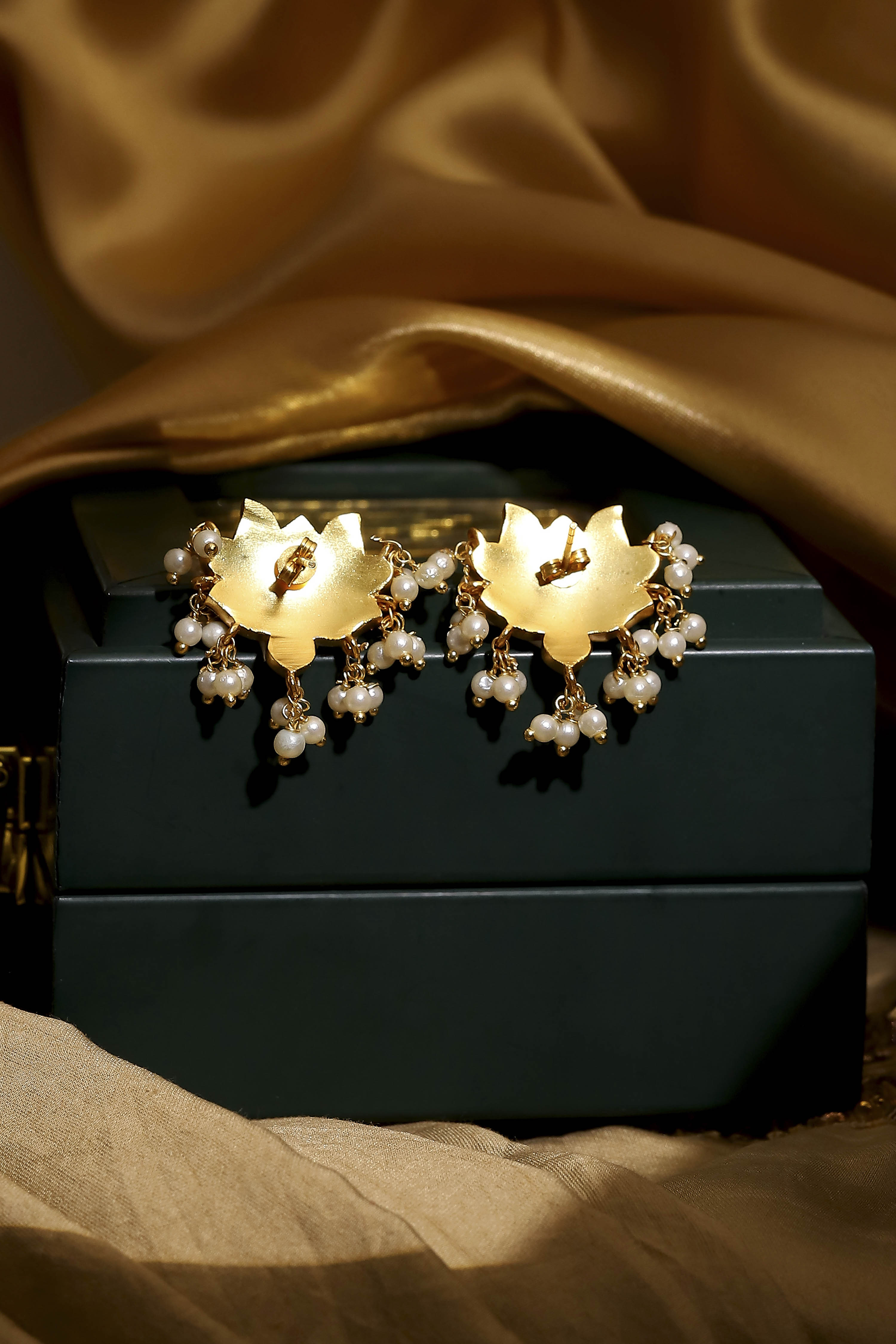 Dark Pink Brass Studs image number 2