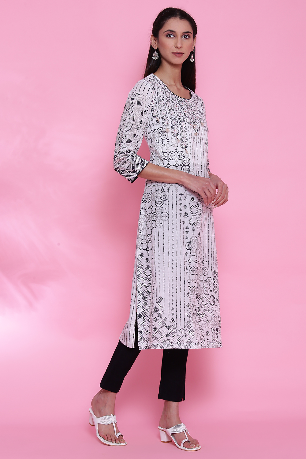 Natural Cotton Straight Printed Kurta image number 3