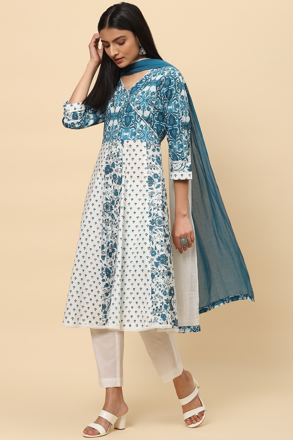 Blue White Cotton Flared Kurta Slim Pant Suit Set image number 5