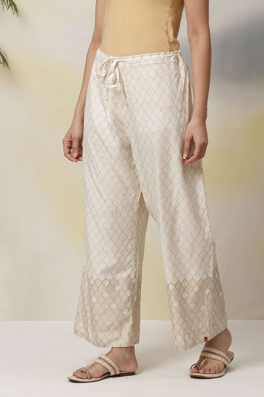 Beige LIVA Palazzo image number 2