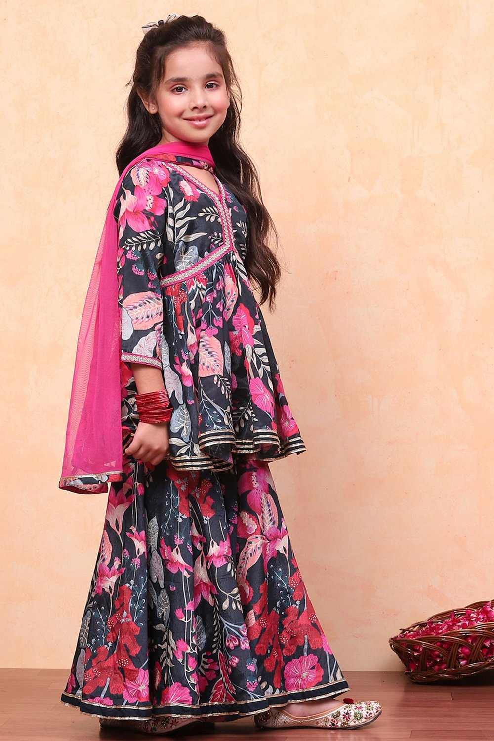 Blue Poly Chinnon Floral Printed Gathered Suit Set image number 5