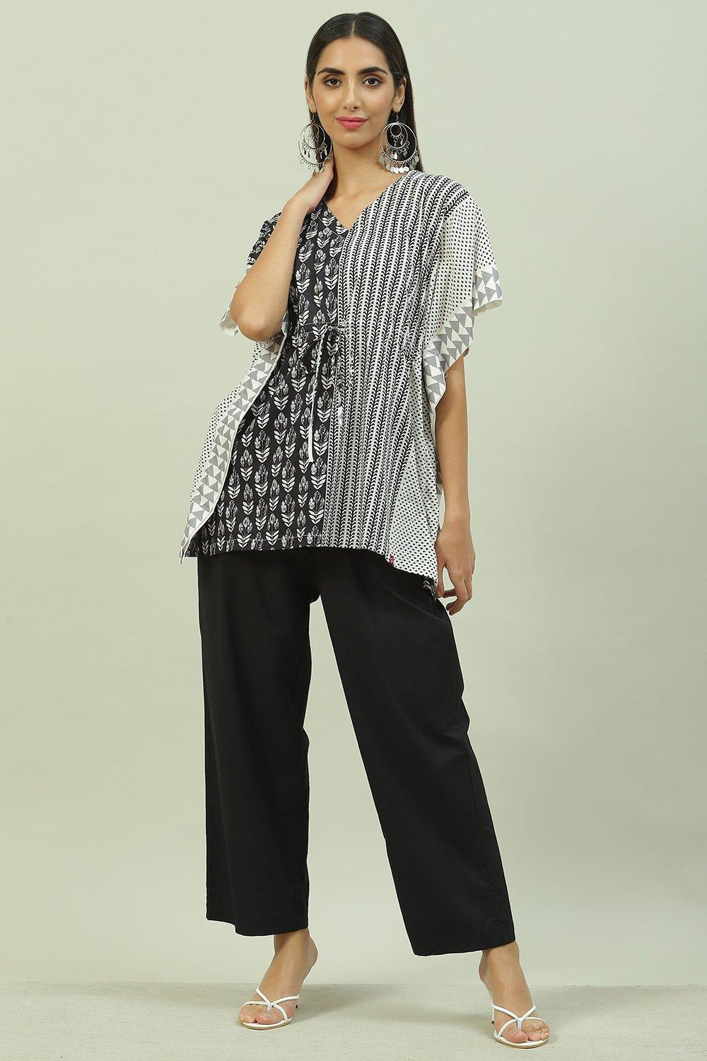 Black & White Cotton Printed Kaftan Nightwear image number 6