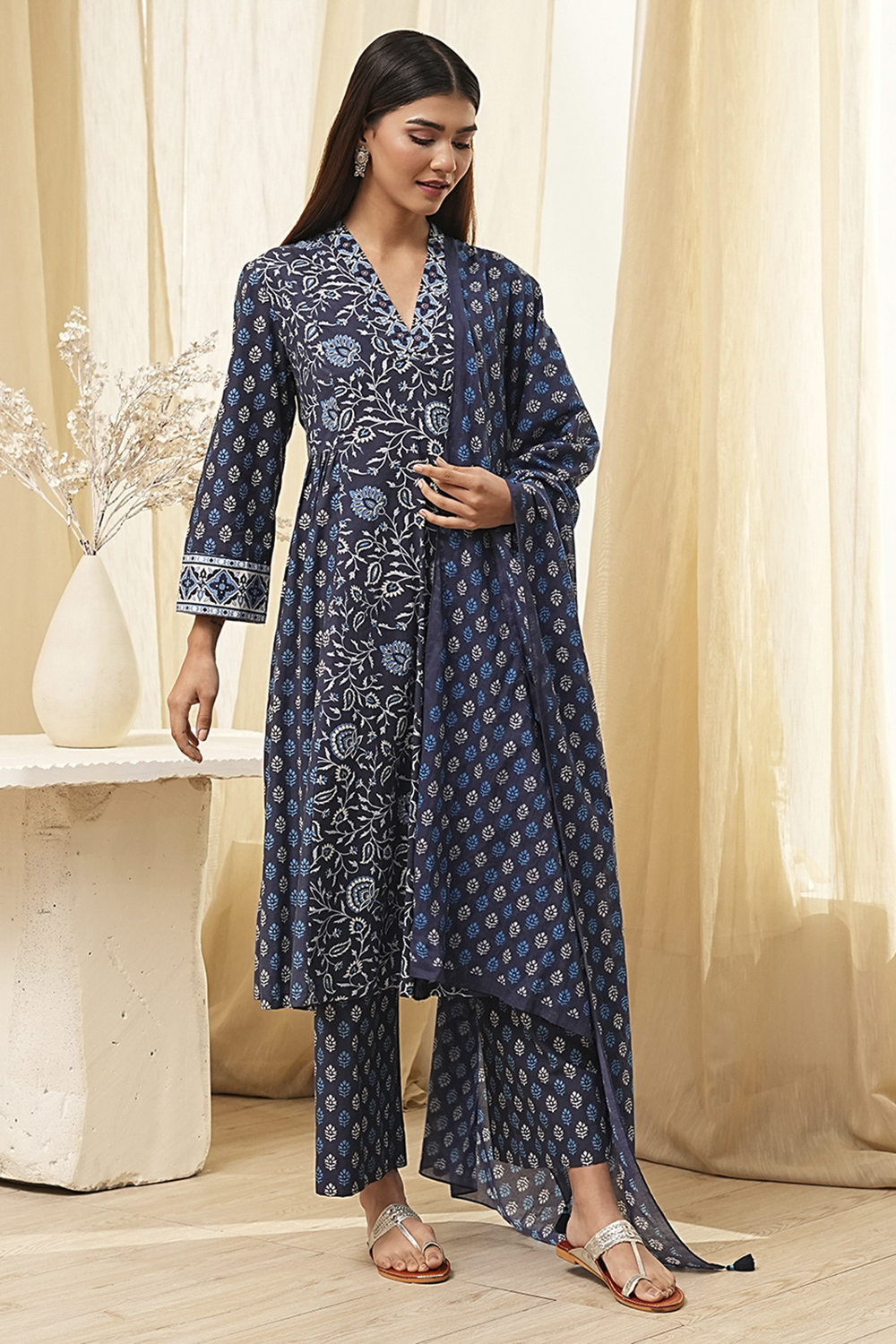 Indigo Pure Cotton Straight Suit Set image number 5