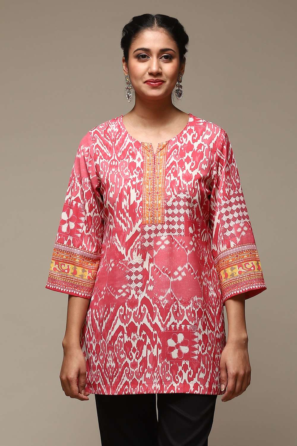 Teal Cotton Blend Printed Kurti image number 5