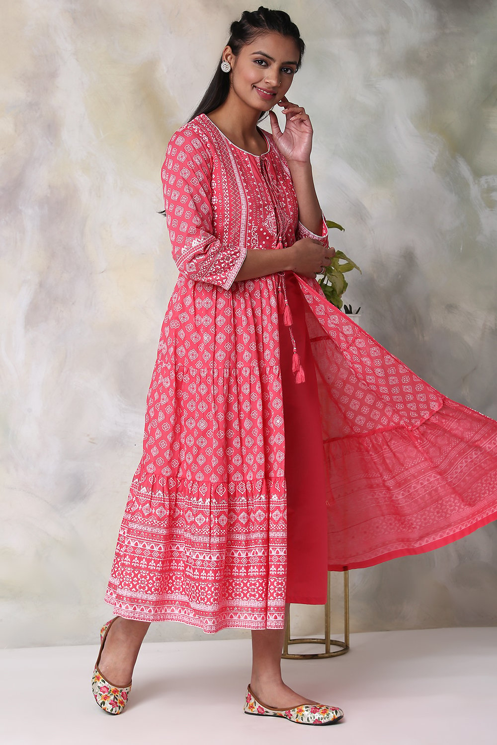 Pink Cotton Double Layered Printed Kurta Dress image number 3