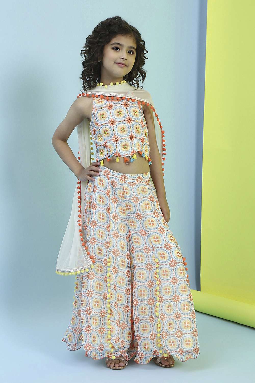 Multicolor Polyester Set image number 7