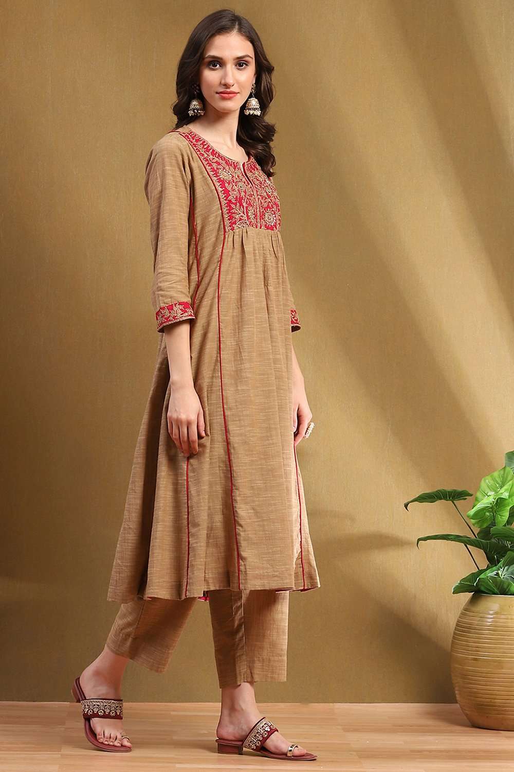 Khaki Cotton Embroidered Gathered Kurta Set image number 5