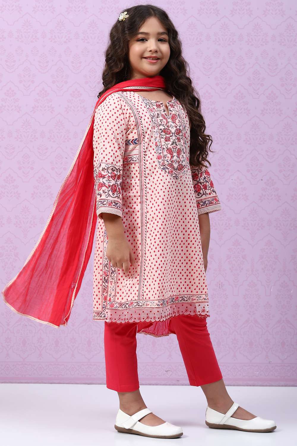 Ecru Cotton Straight Kurta Regular Pants Suit Set image number 0