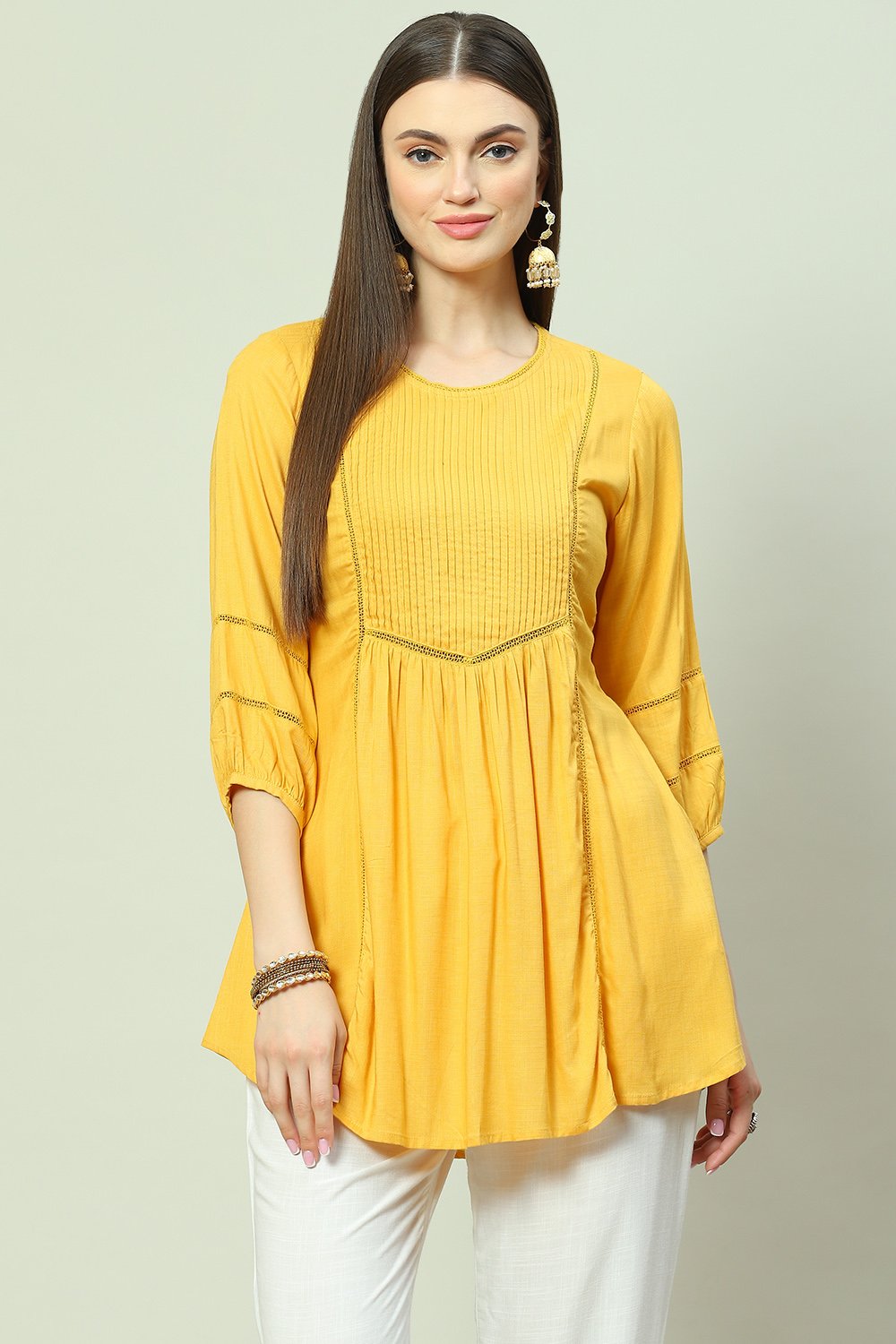 Yellow LIVA Flared Solid Kurti image number 2