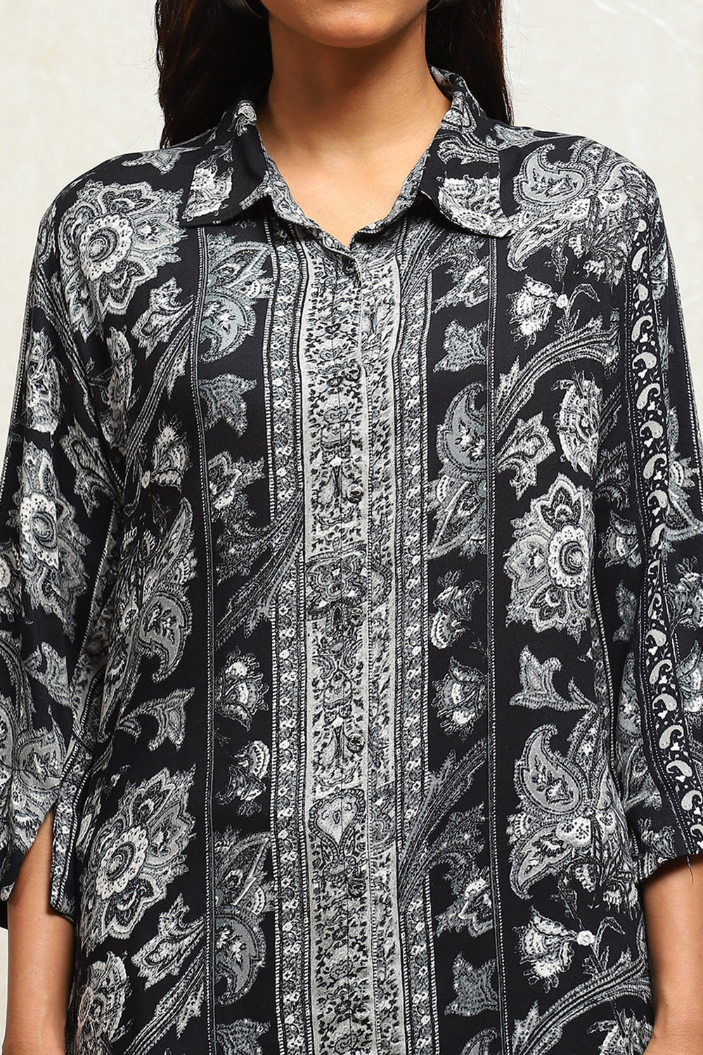 Black Viscose Rayon Straight Printed Kurta Set image number 1