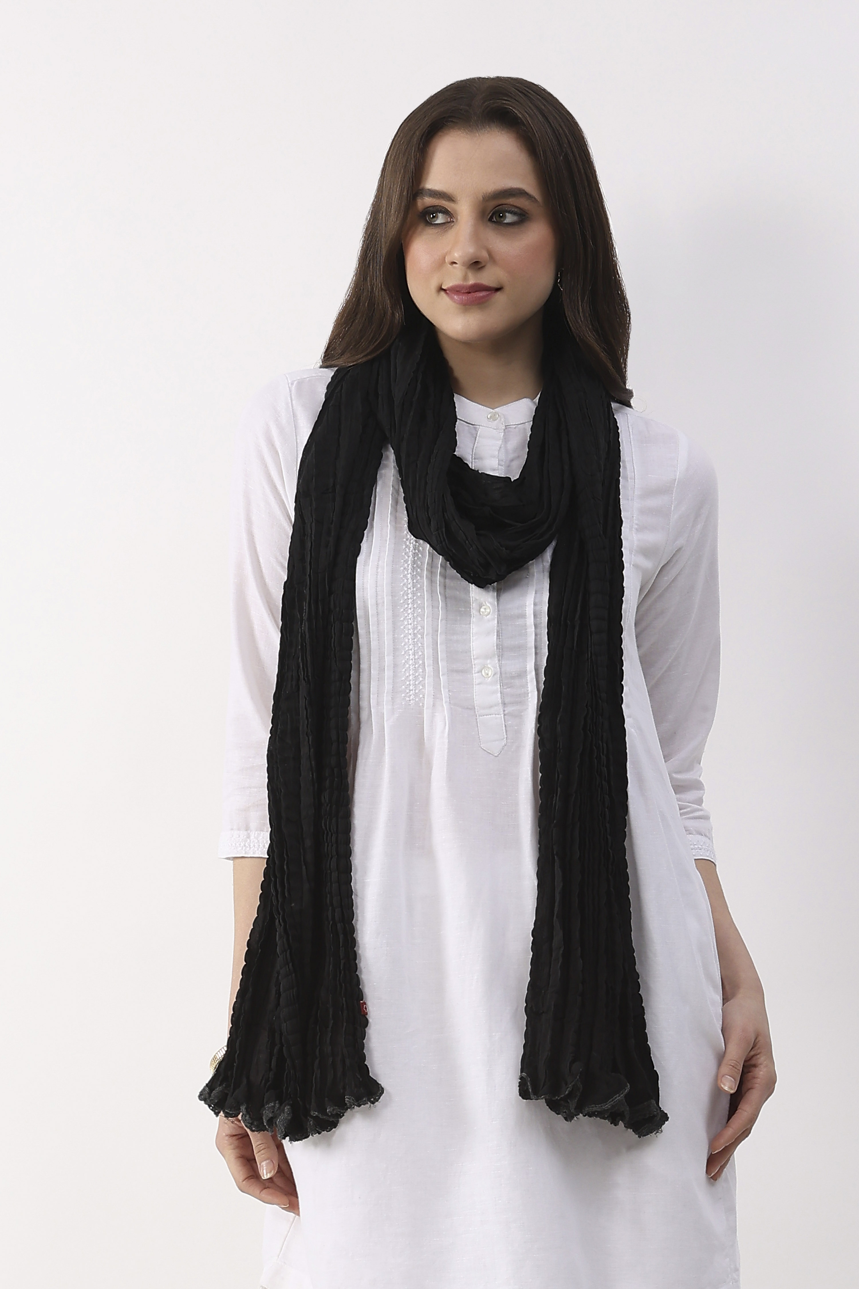 Black Cotton Solid Textured Dupatta image number 4