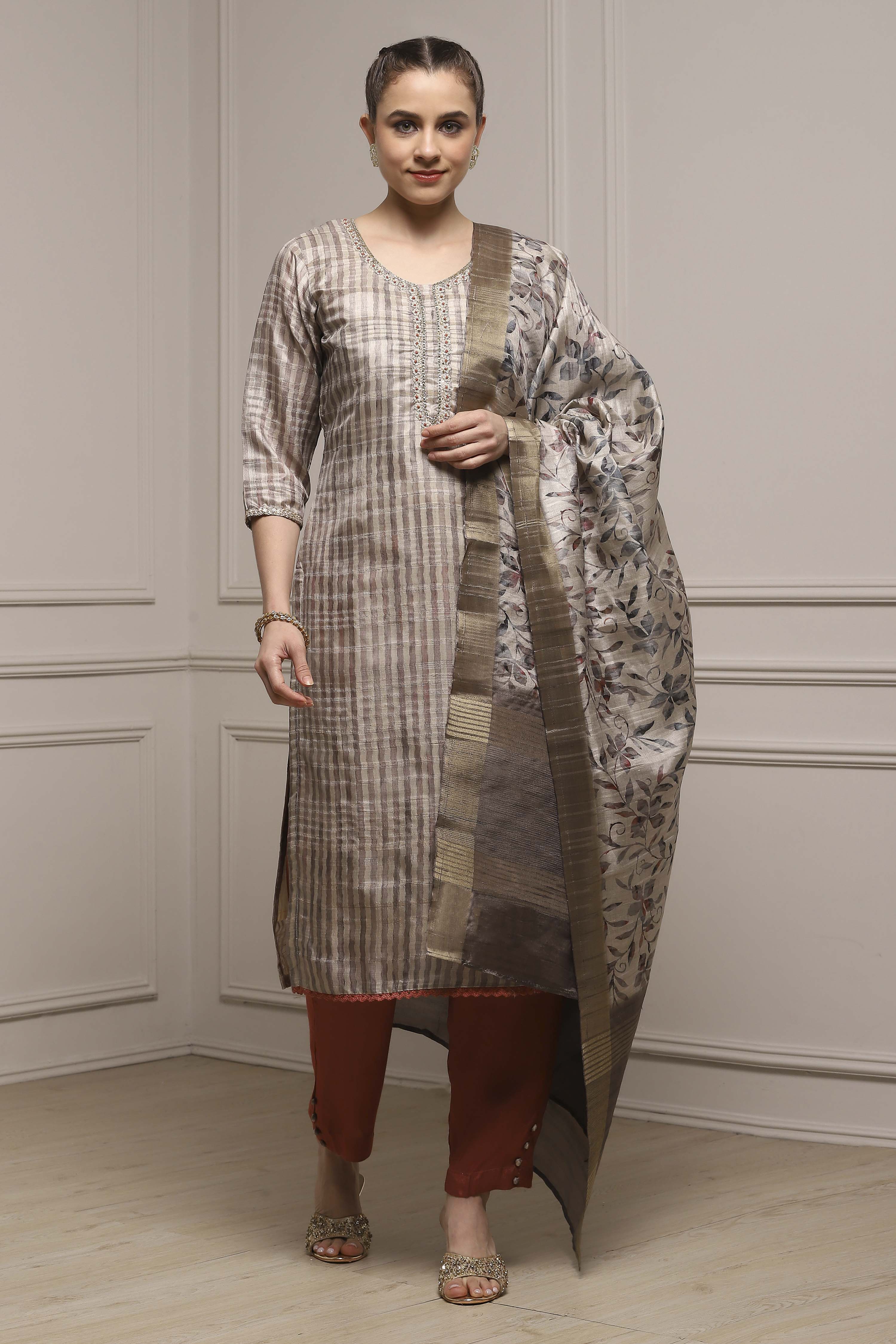 Green Silk Blend Printed Unstitched Suit Set image number 1