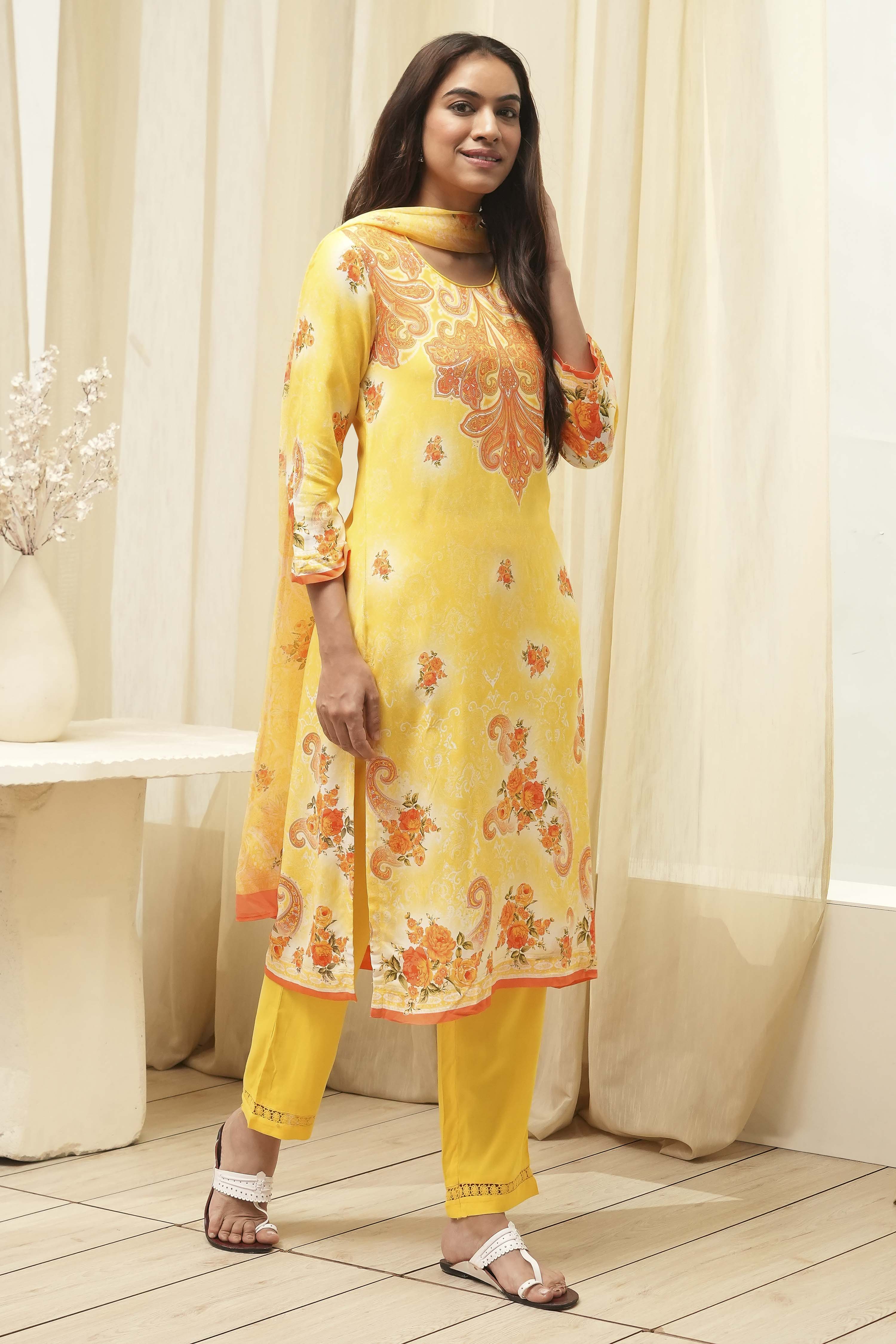 Light Blue Rayon Straight Kurta Regular Pants Suit Set image number 5