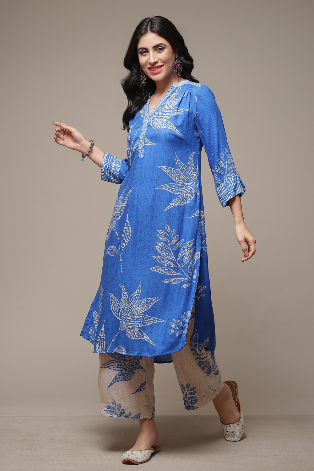 Blue LIVA Straight Printed 2 Piece Set image number 0