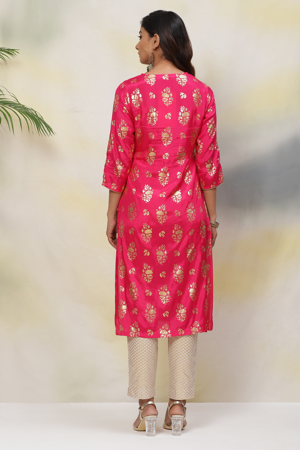 Red Straight Viscose Kurta image number 5
