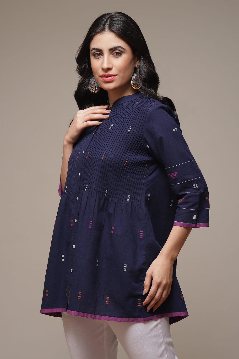 Navy Cotton Yarndyed Kurti image number 3