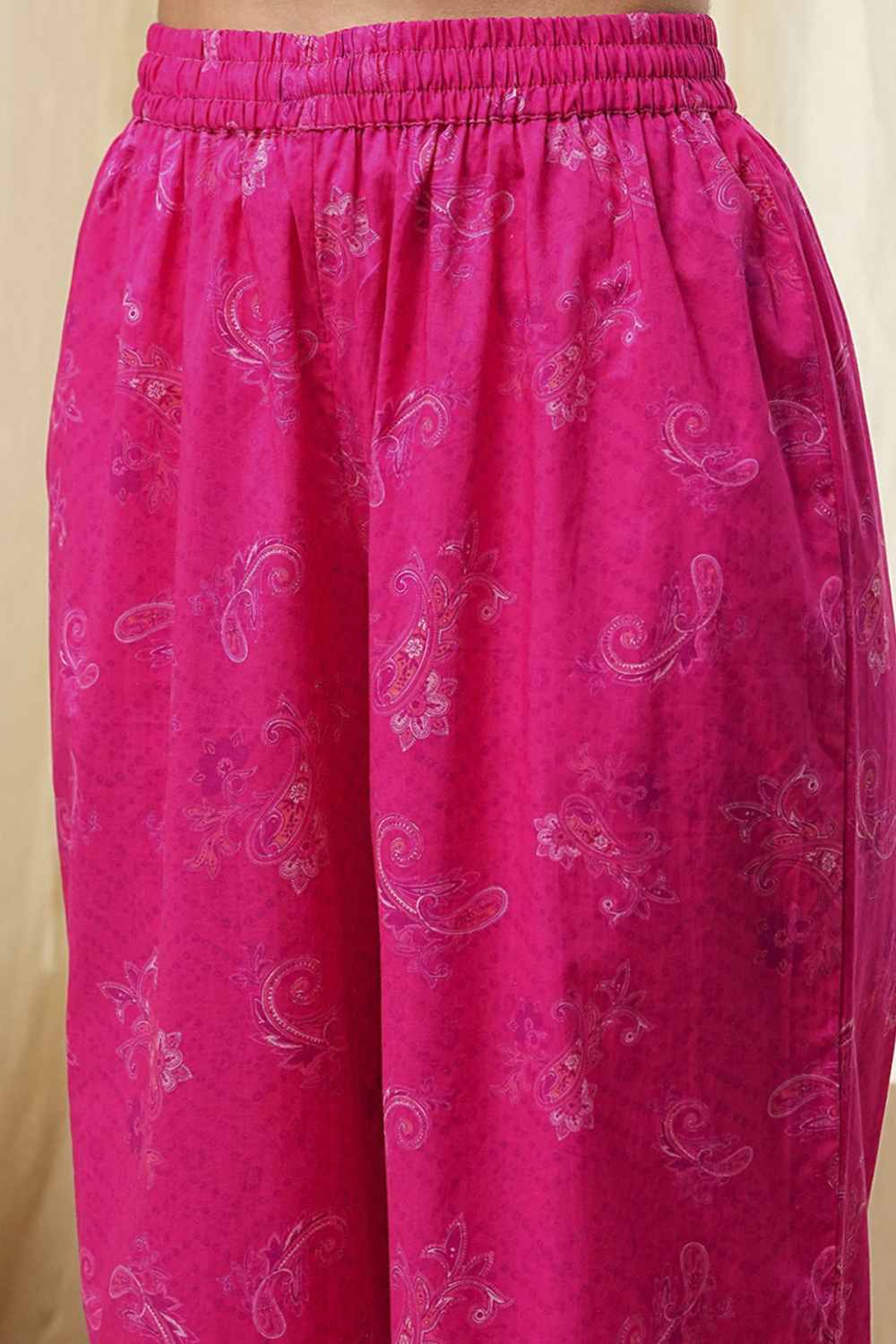 Pink Cotton Printed Pleated Kurta Set image number 2