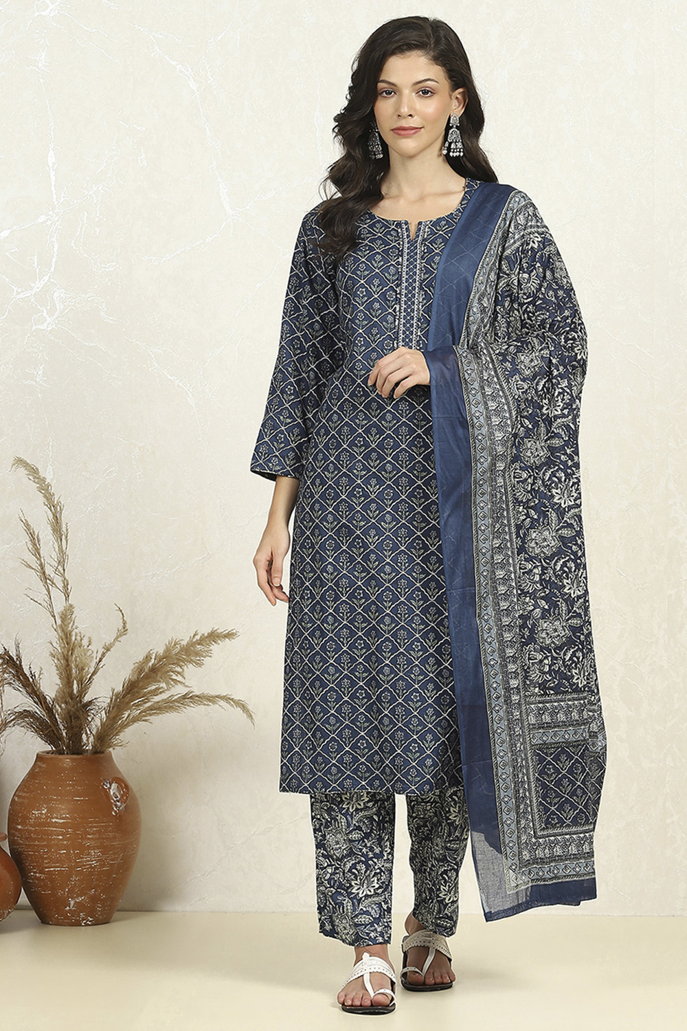 Blue Cotton Unstitched Suit Set image number 7