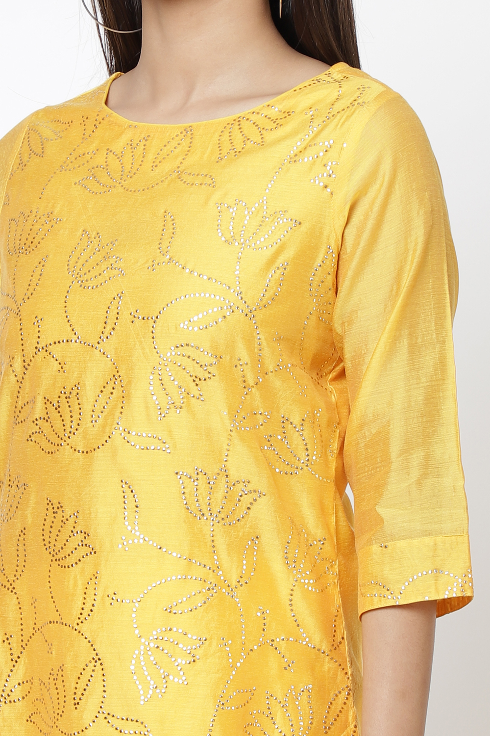 Yellow Poly Cotton Short Yarndyed Kurti image number 1