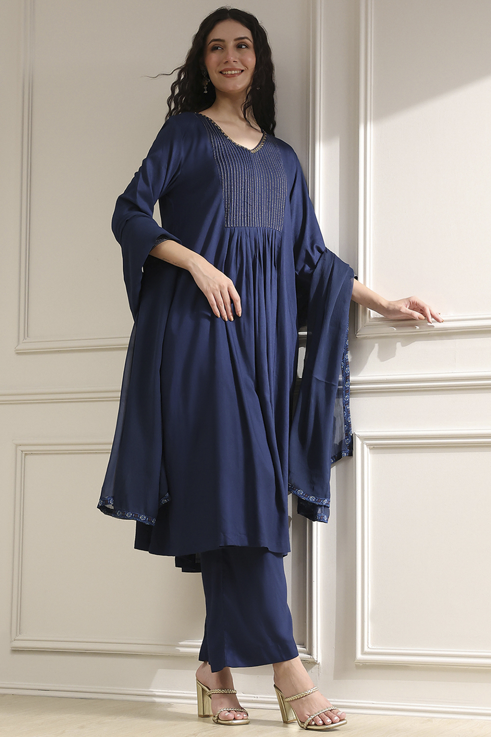 Blue Solid Gathered Suit Set image number 0