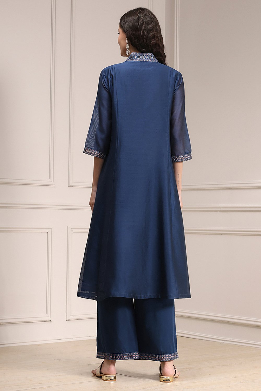 Blue Chanderi Gathered Dyed Suit Set image number 4