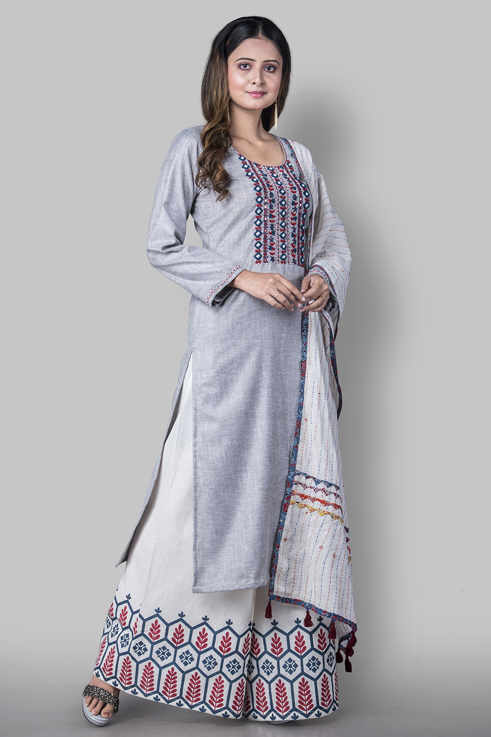 Grey Cotton Easy Stitch Suit Set image number 4
