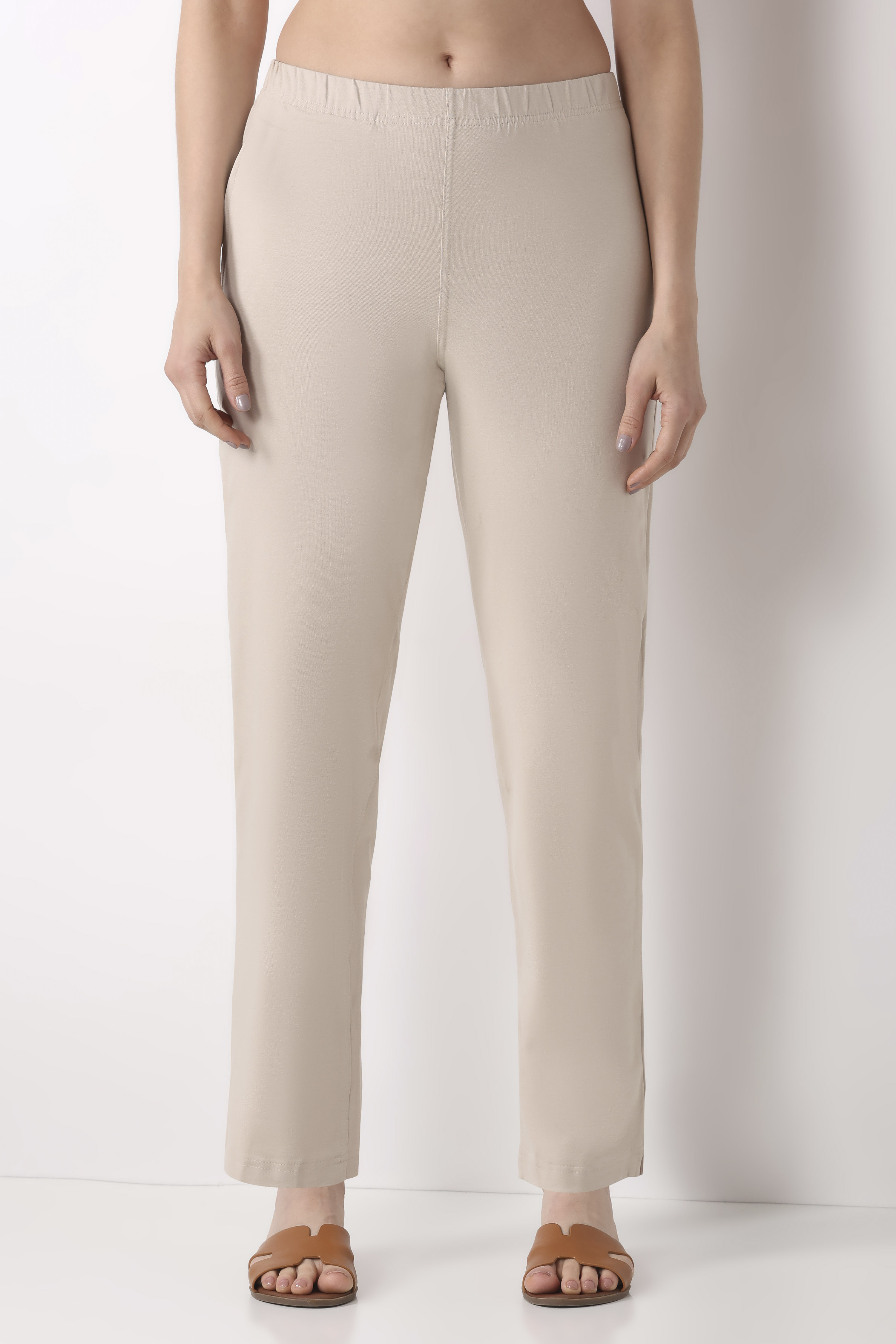 Black Cotton Lycra Fitted Pants image number 4