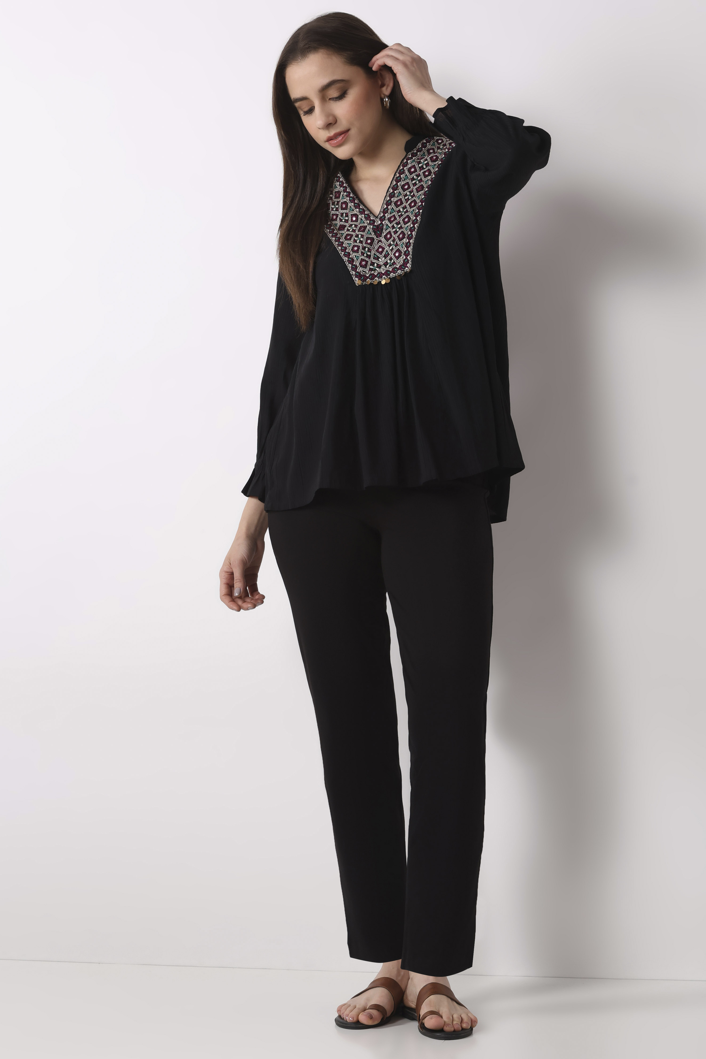 Black Cotton Lycra Fitted Pants image number 6
