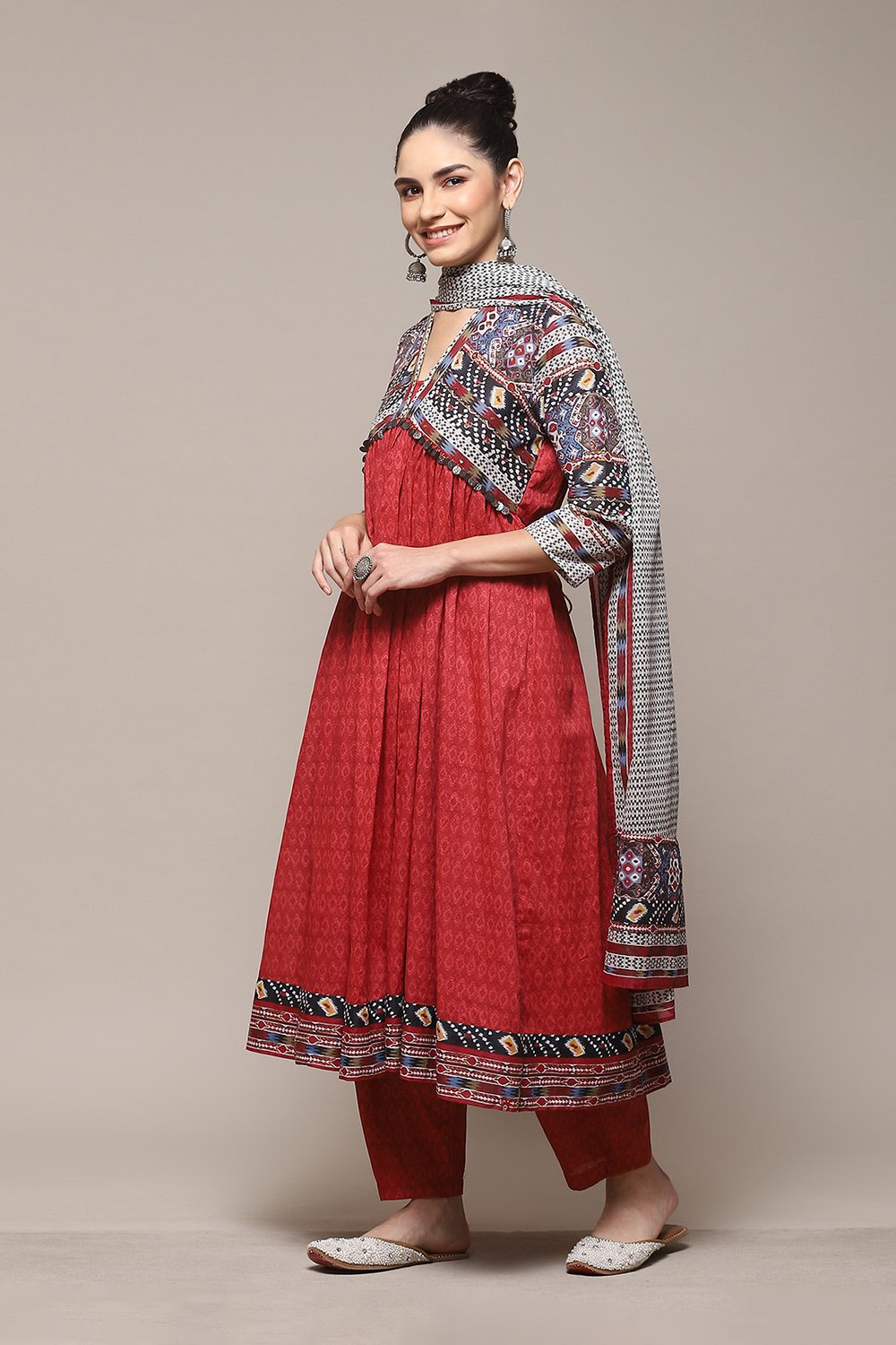 Maroon Cotton Printed Gathered Flared Suit Set image number 5