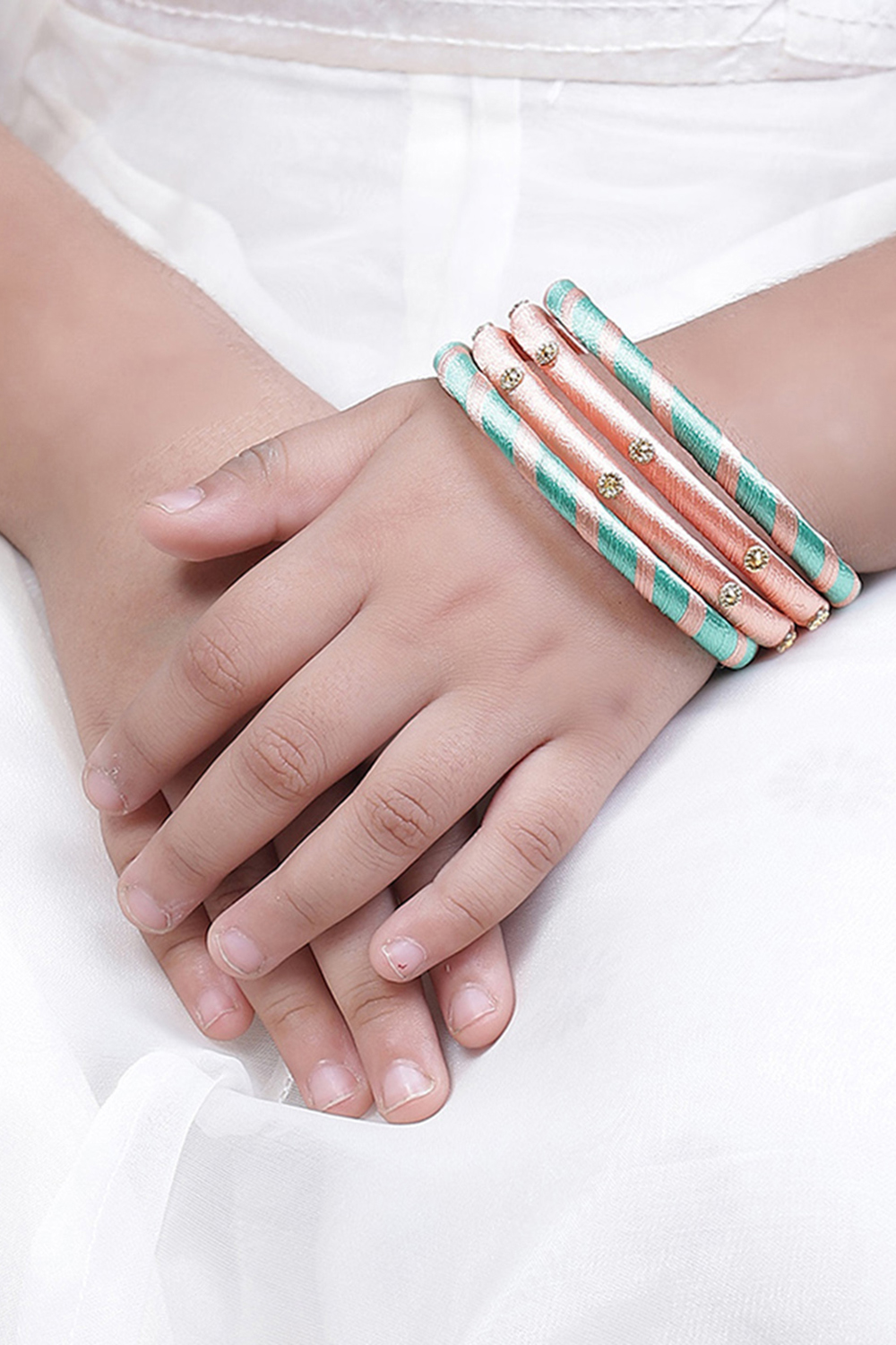 Light Pink & Turquoise Plastic & Thread Bangles image number 3