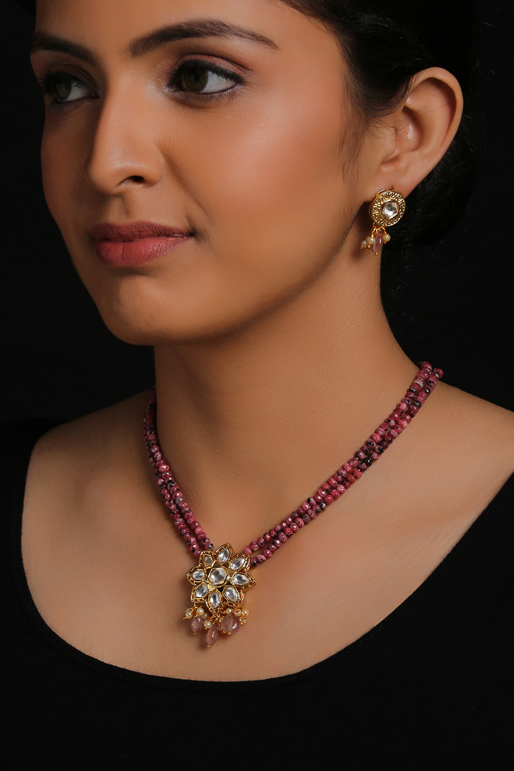 Pink Kundan Necklace Set image number 1