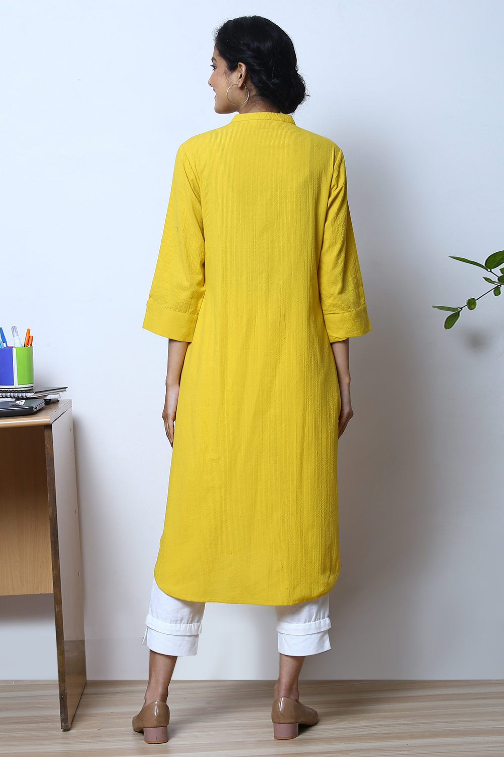 Navy Cotton Yarndyed Kurta image number 7