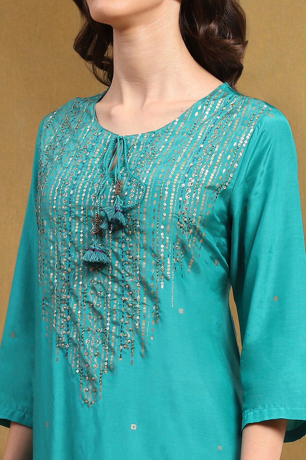 Green Viscose Printed Festive Straight Kurta Set image number 1