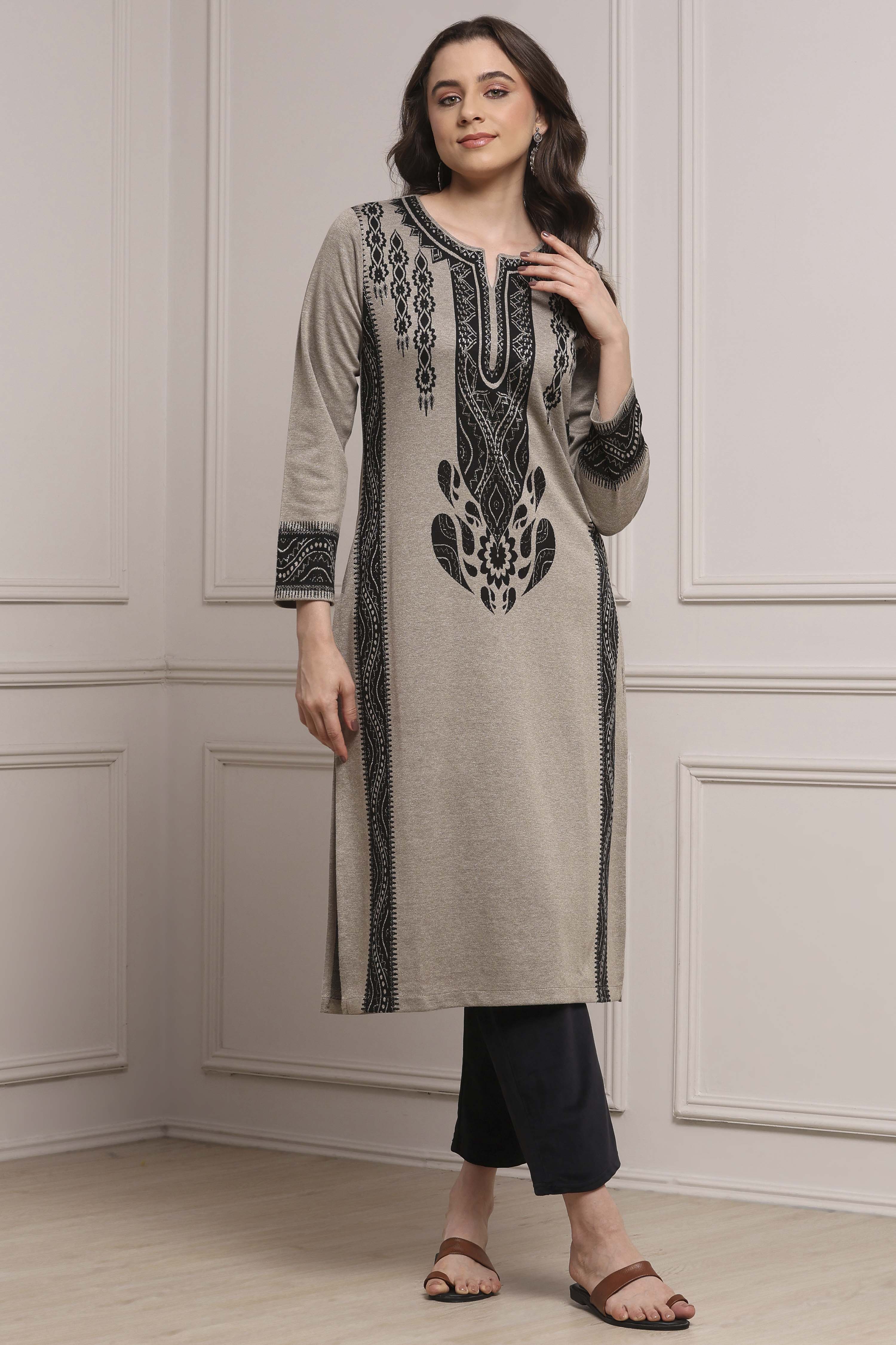 Beige Polyester Straight Yarndyed Kurta image number 0