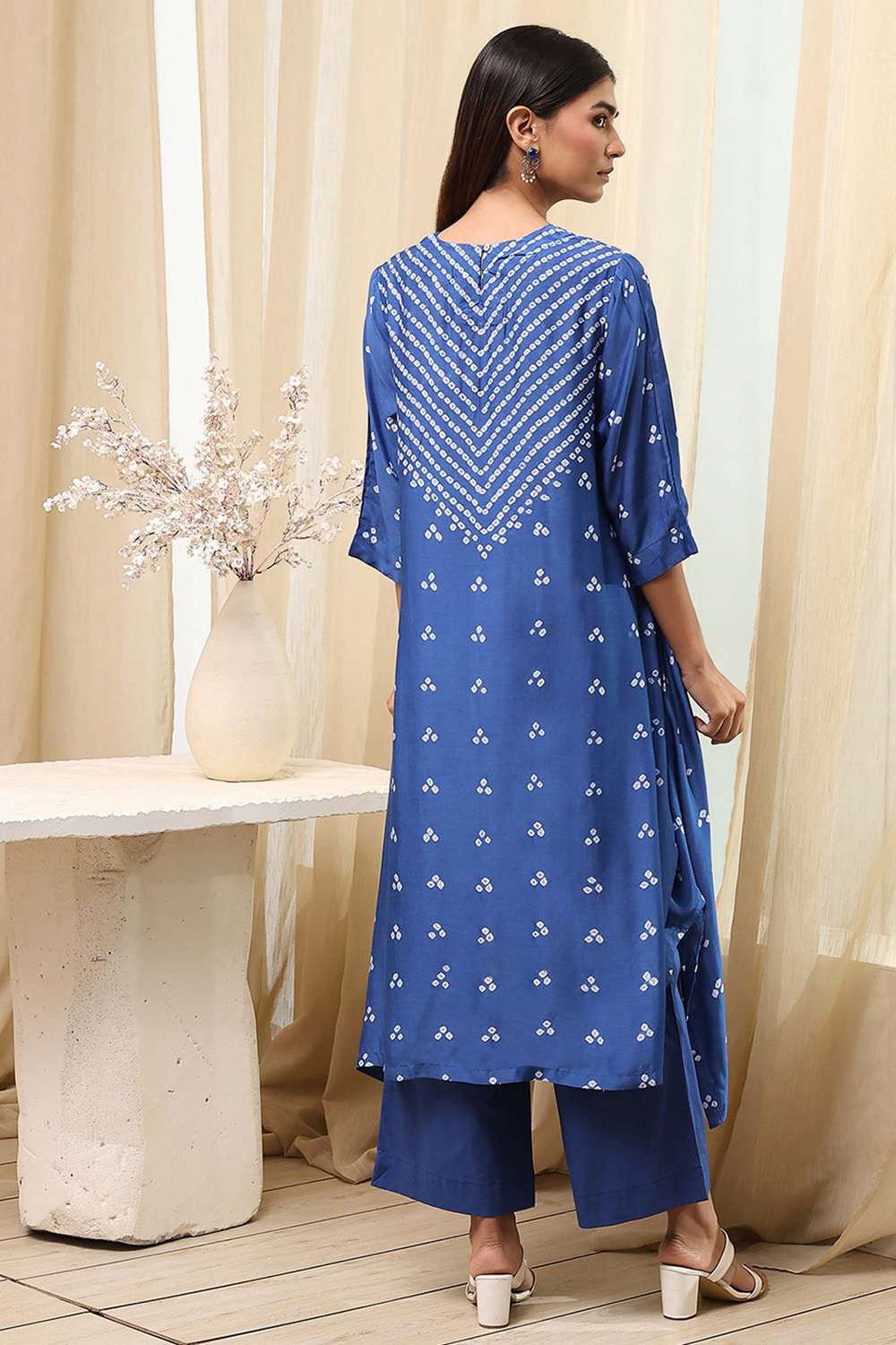 Blue Shantoon Asymmetric Suit Set image number 4