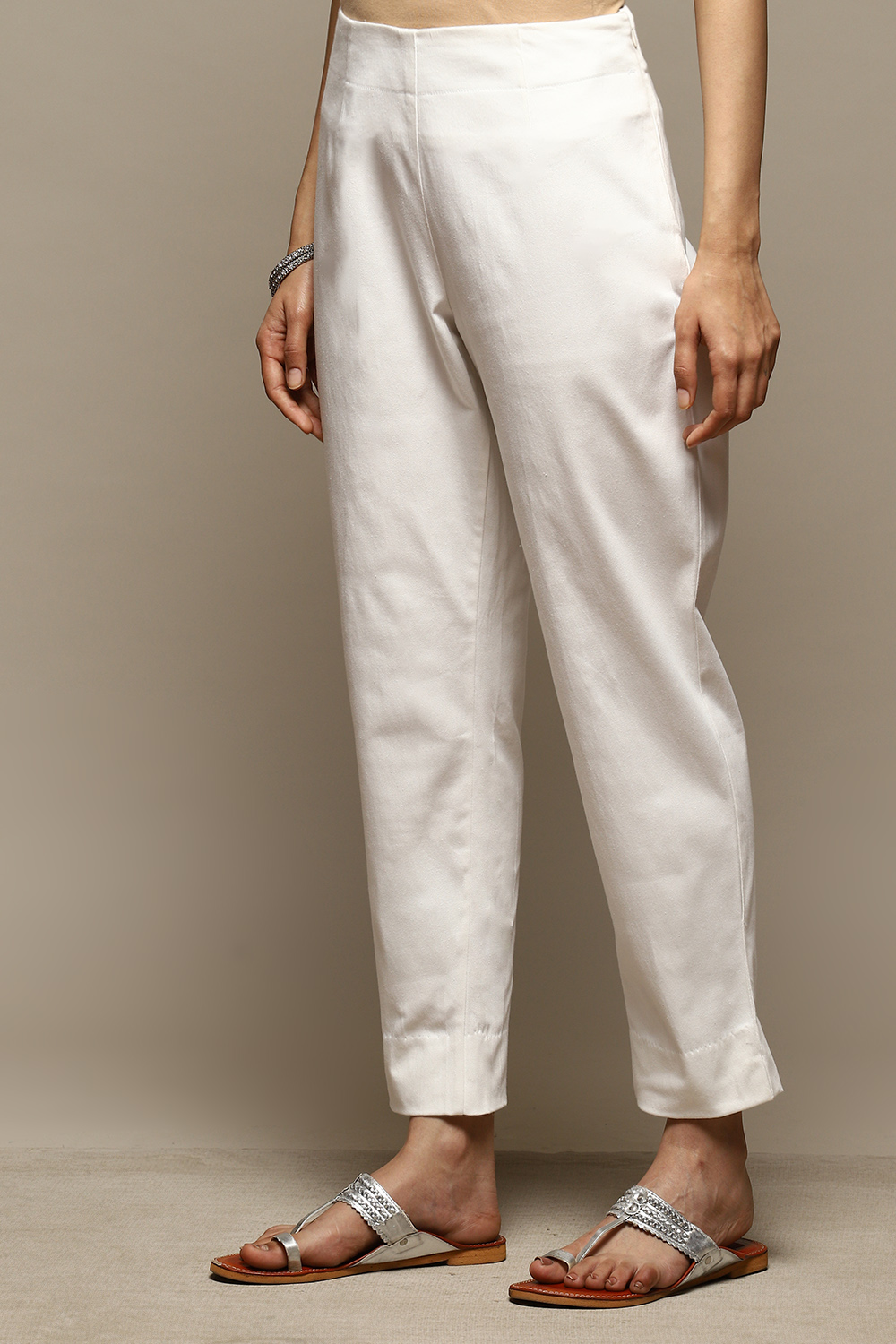Black Cotton Relaxed Pant image number 2