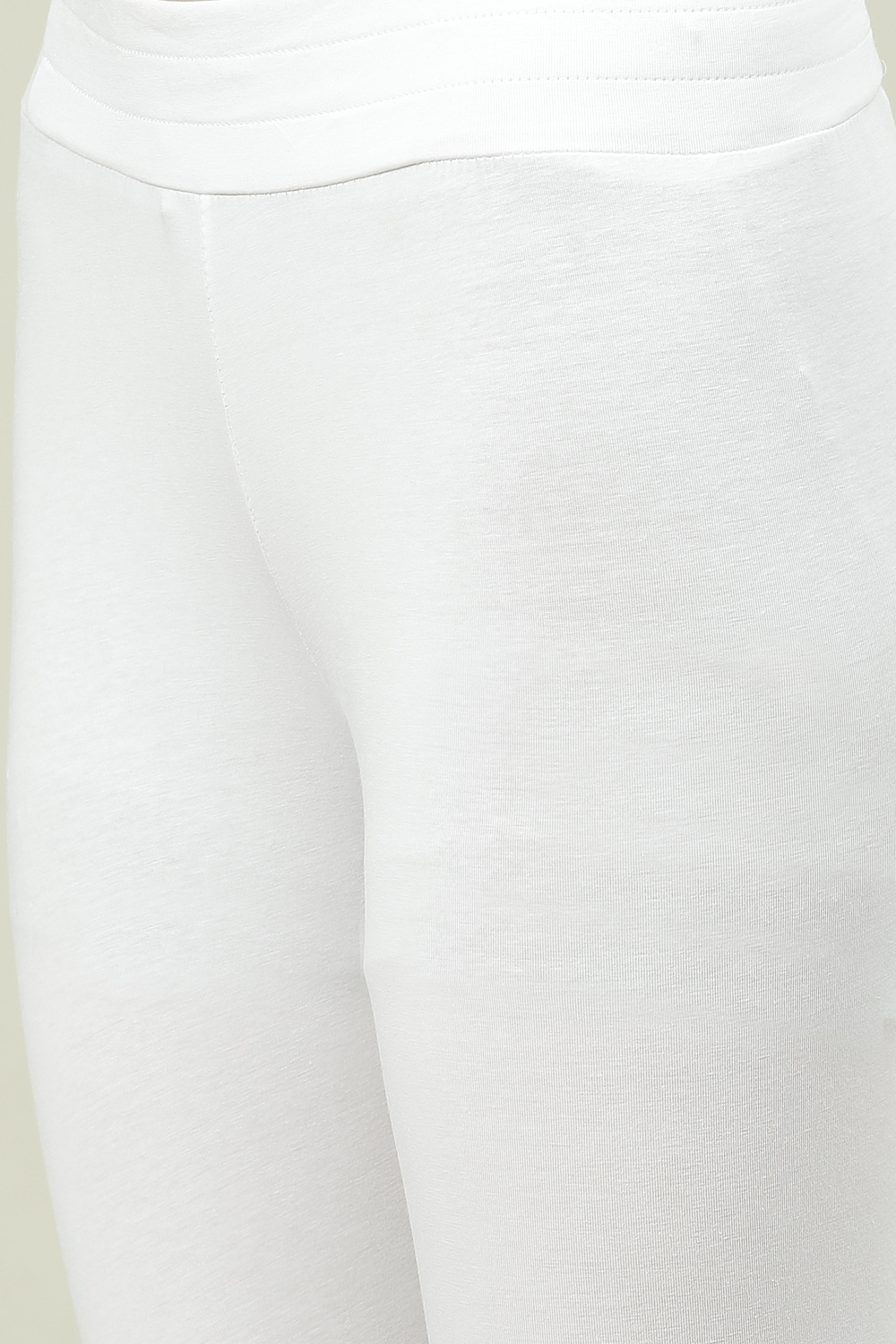 White Cotton Blend Solid Anklets image number 1