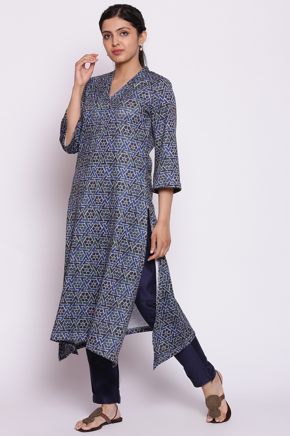 Olive Green Winter Printed Kurta image number 3