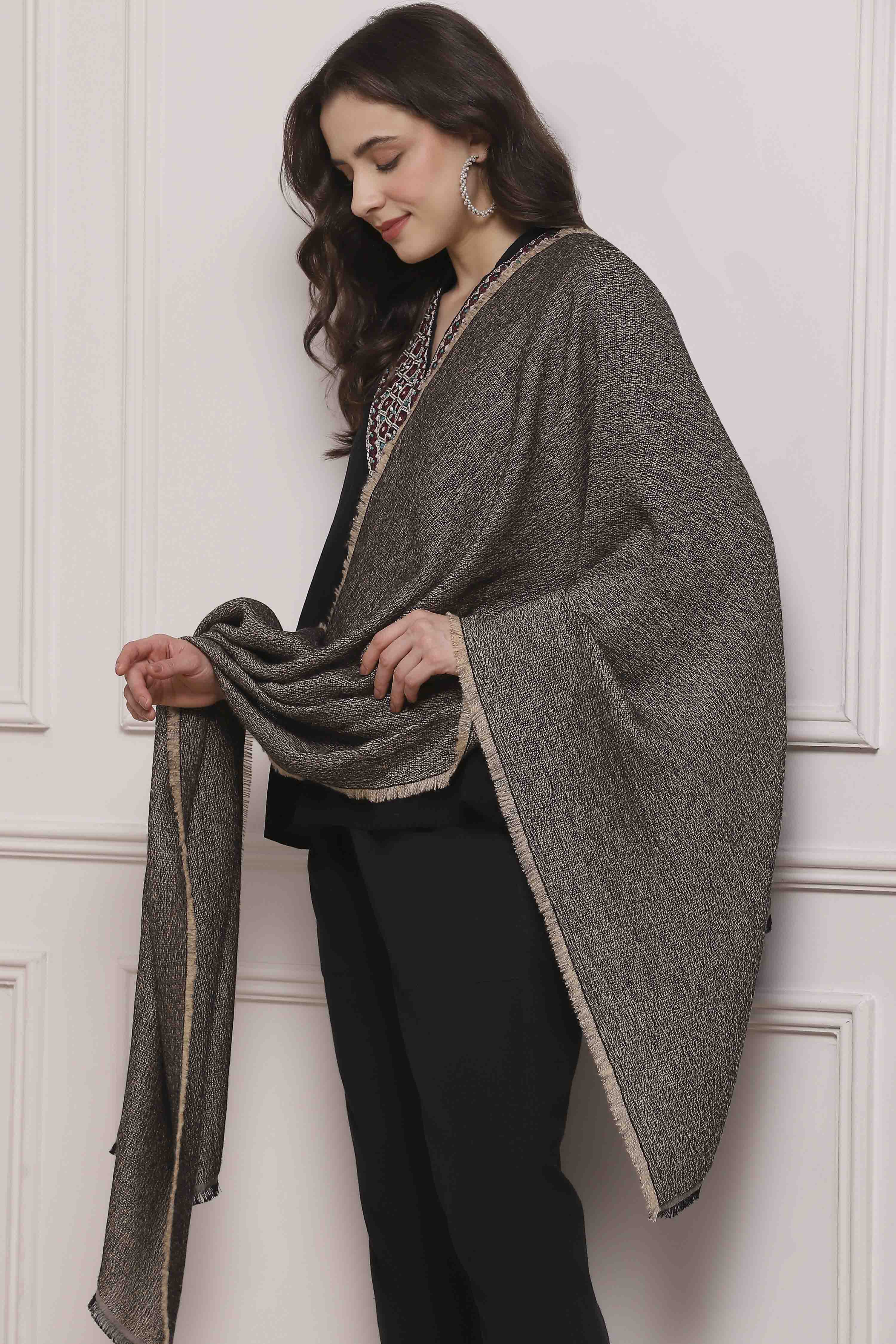 Beige Acrylic Yarndyed Stole image number 2