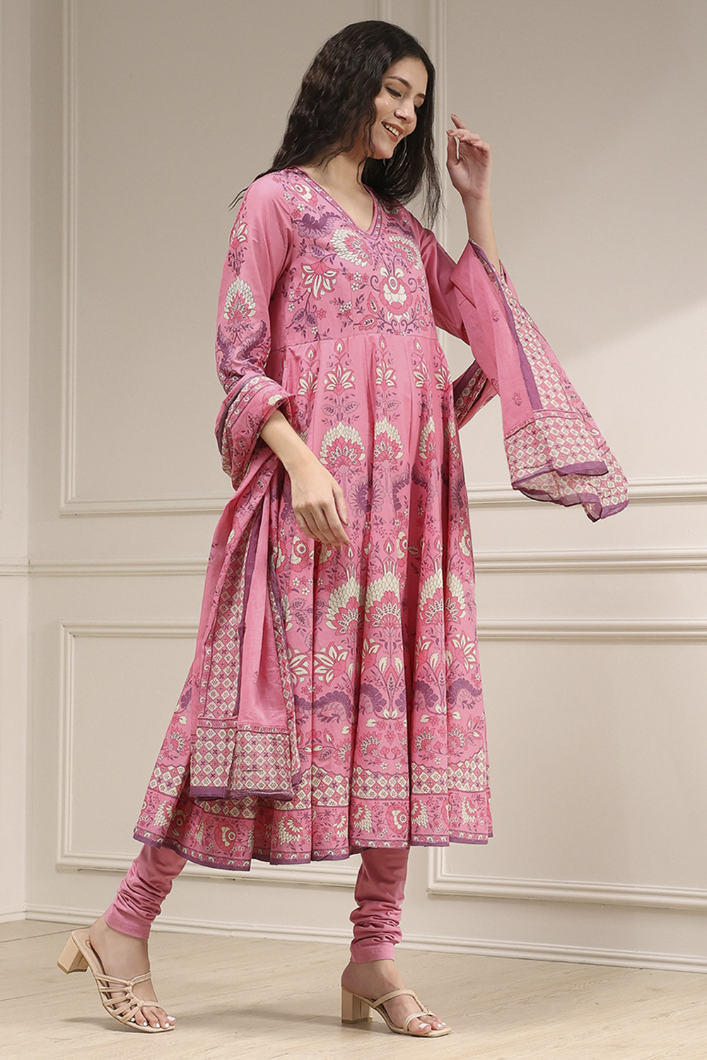 Light Pink Cotton Printed Anarkali Suit Set image number 5
