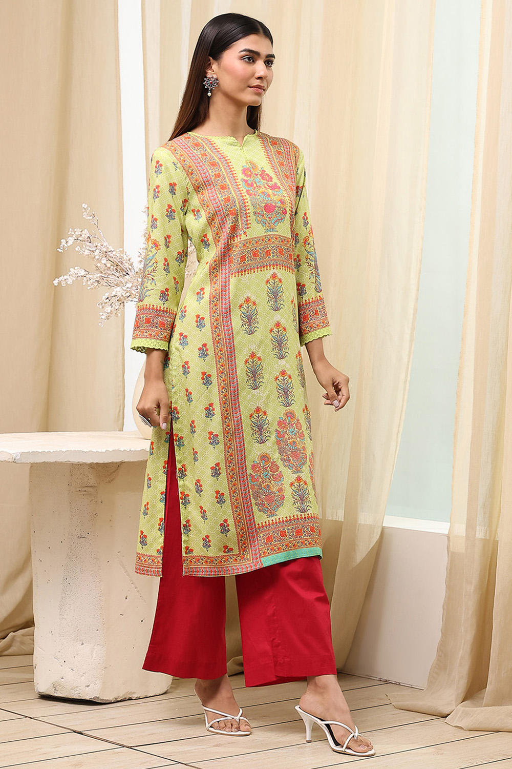 Green Viscose Rayon Straight Printed Kurta image number 4